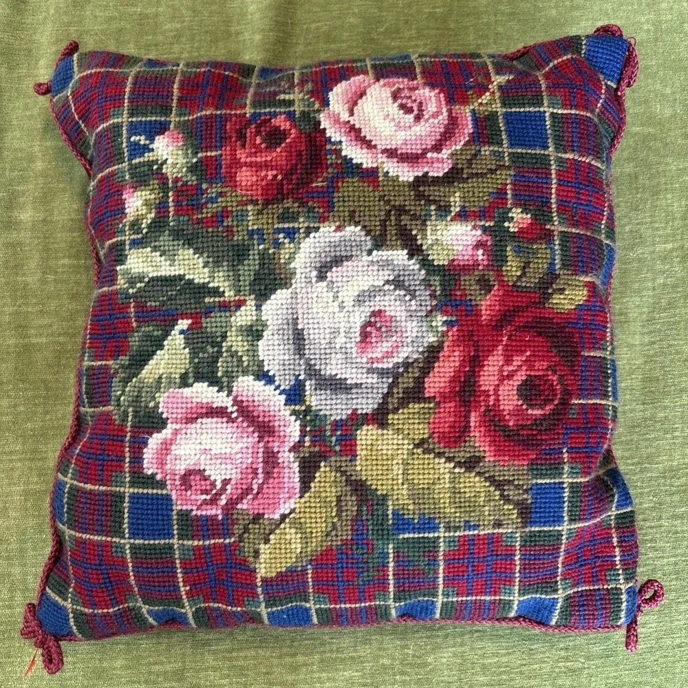 Pair Of Vintage Needle Point Rose Floral Pillows With Red Velvet Backing 13X13